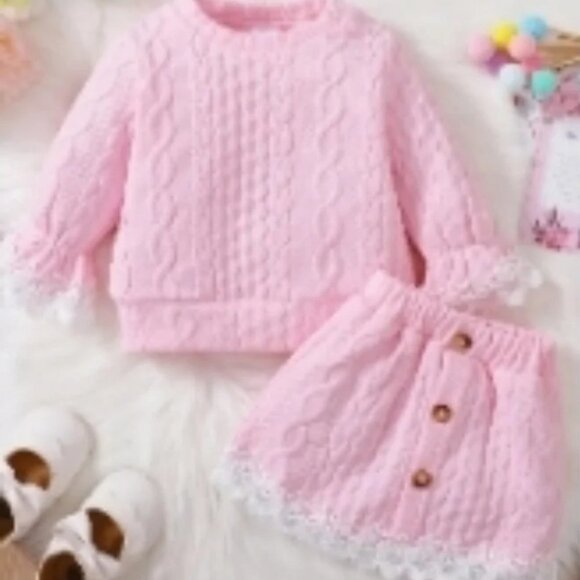 NWOT Girls Textured Fabric Lace 2pc Set 18-24 mo - Picture 1 of 1